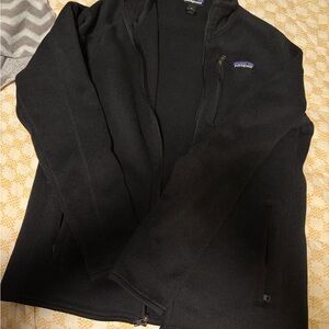 Patagonia men’s zip up- medium